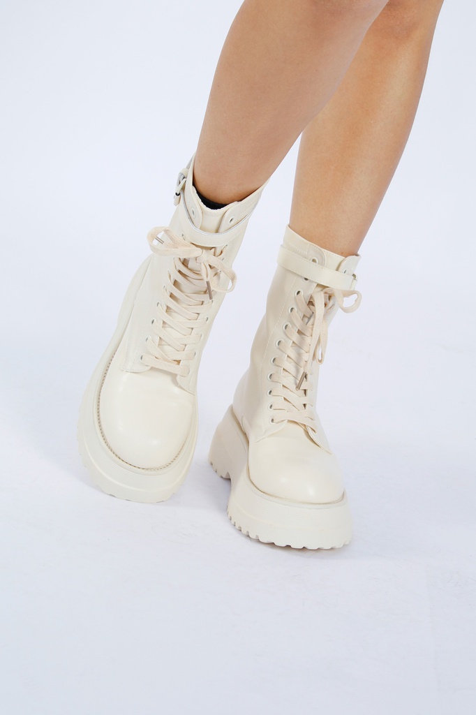 BOTAS CALZADO HARU